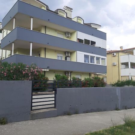 Apartman Sky Póla Kültér fotó